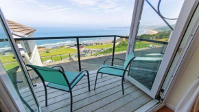 Clifton Court Apt 23 with Seaviews & Heated Pool